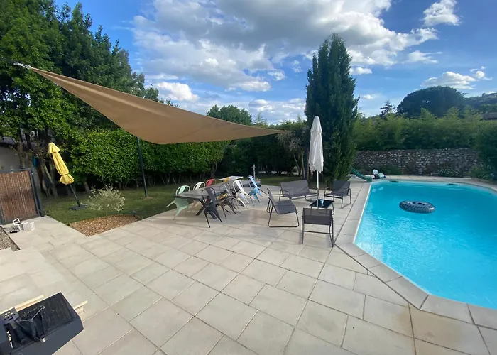 « les Rives De L'ardeche » *