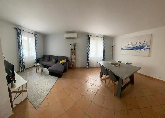 Villa « les Rives De L'ardeche » *